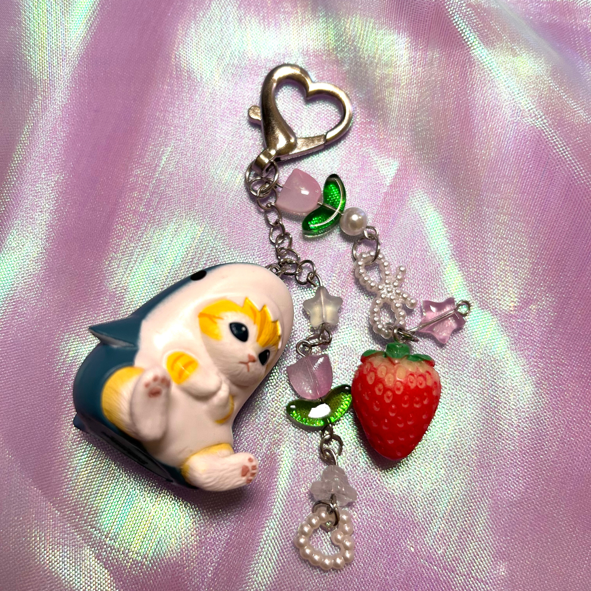 MOFUSAND Shark Keychain
