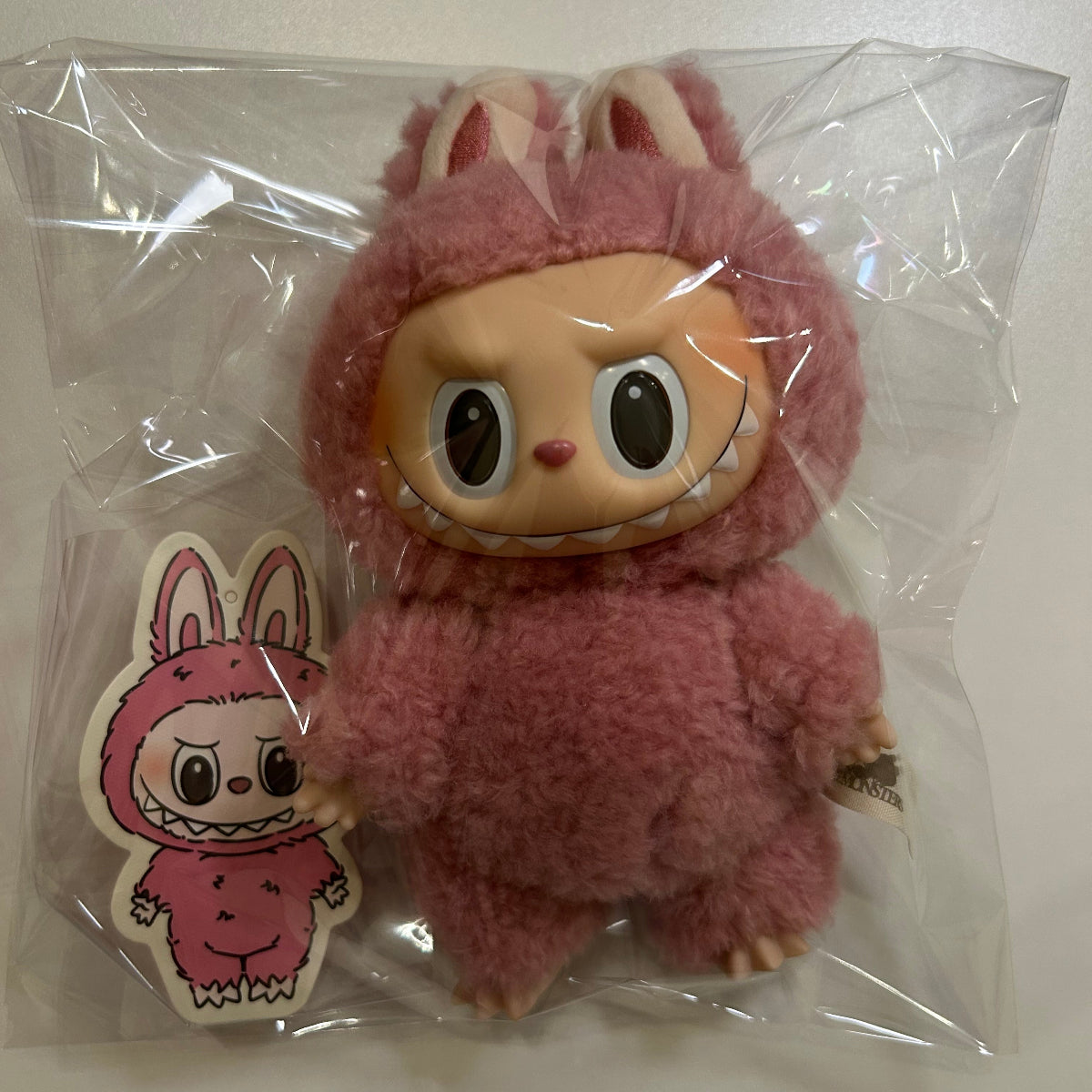 [PRE-OWNED] THE MONSTERS Exciting Macaron (Lychee Berry)